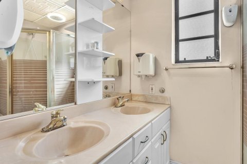 Propiedad comercial en venta en Davie, Florida № 2081580 - foto 25
