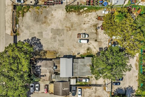 Propiedad comercial en venta en Davie, Florida № 2081580 - foto 2