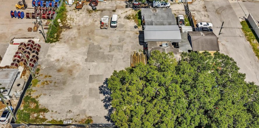 Propiedad comercial en Davie, Florida № 2081580
