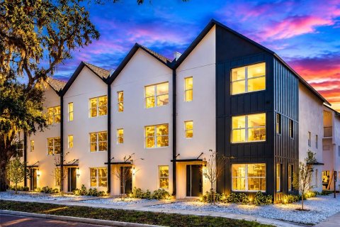 Touwnhouse à Orlando, Floride 3 chambres, 202.62 m2 № 2371619