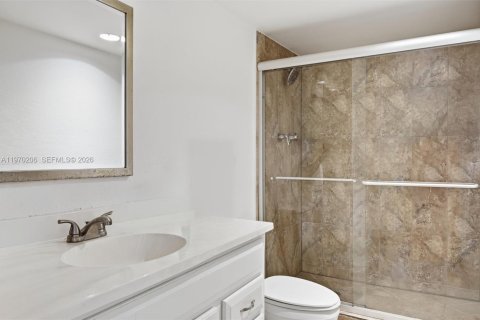 Condominio en venta en Sunny Isles Beach, Florida, 2 dormitorios, 141.68 m2 № 2030907 - foto 17