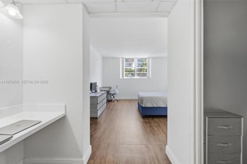 Condominio en venta en Sunny Isles Beach, Florida, 2 dormitorios, 141.68 m2 № 2030907 - foto 10