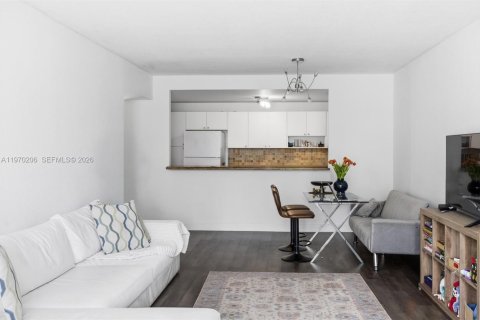 Condominio en venta en Sunny Isles Beach, Florida, 2 dormitorios, 141.68 m2 № 2030907 - foto 8