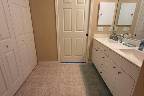 Condo in Venice, Florida, 2 bedrooms  № 1894865 - photo 15
