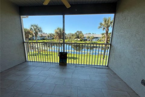 Condo in Venice, Florida, 2 bedrooms  № 1894865 - photo 9