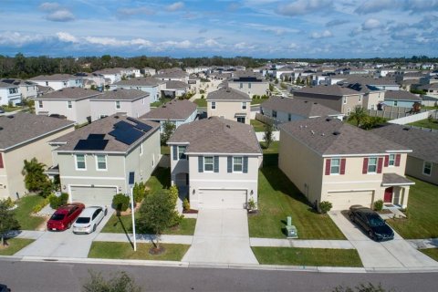 House in SOUTHSHORE BAY in Wimauma, Florida 4 bedrooms, 190.26 sq.m. № 1529174 - photo 30