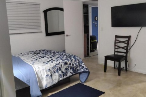 Condo in Delray Beach, Florida, 1 bedroom № 2190016 - photo 14