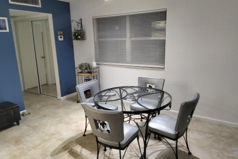 Condo in Delray Beach, Florida, 1 bedroom № 2190016
