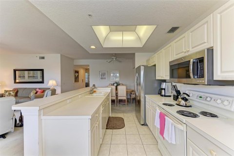 Condominio en venta en Sarasota, Florida, 2 dormitorios, 123 m2 № 1636653 - foto 13
