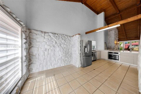 Townhouse in Miami, Florida 3 bedrooms, 164.81 sq.m. № 1872107 - photo 6
