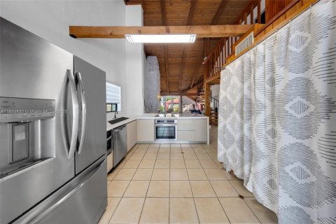 Townhouse in Miami, Florida 3 bedrooms, 164.81 sq.m. № 1872107 - photo 7