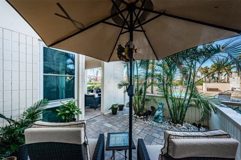 Condo in South Pasadena, Florida, 2 bedrooms  № 1564639 - photo 25