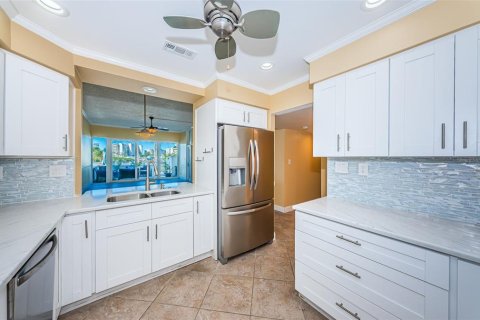 Condo in South Pasadena, Florida, 2 bedrooms  № 1564639 - photo 18