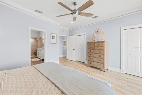 Condo in Tierra Verde, Florida, 3 bedrooms  № 2381322 - photo 20