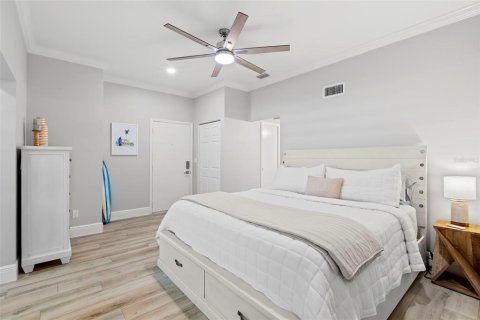 Condo in Tierra Verde, Florida, 3 bedrooms  № 2381322 - photo 24