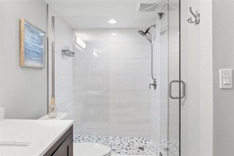 Condo in Tierra Verde, Florida, 3 bedrooms  № 2381322 - photo 28