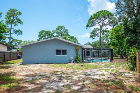 House in Tarpon Springs, Florida 4 bedrooms, 202.62 sq.m. № 2238450 - photo 28