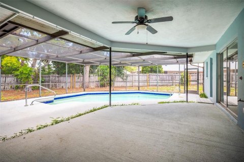 House in Tarpon Springs, Florida 4 bedrooms, 202.62 sq.m. № 2238450 - photo 26
