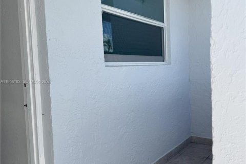 Купить виллу или дом в Хомстед, Флорида 2 спальни, 88.44м2, № 2030342 - фото 3