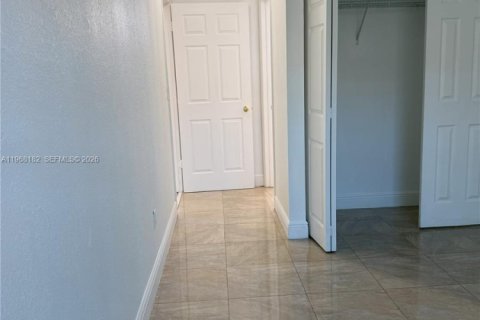 Купить виллу или дом в Хомстед, Флорида 2 спальни, 88.44м2, № 2030342 - фото 16