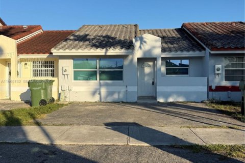 Villa ou maison à Homestead, Floride 2 chambres, 88.44 m2 № 2030342