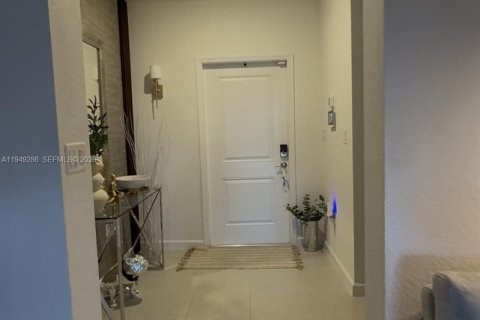 House in Homestead, Florida 3 bedrooms, 274.34 sq.m. № 2006784 - photo 2