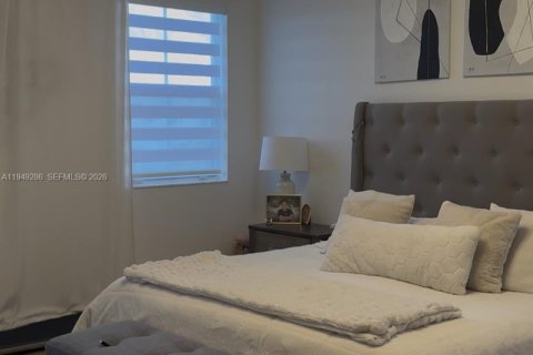 House in Homestead, Florida 3 bedrooms, 274.34 sq.m. № 2006784 - photo 6