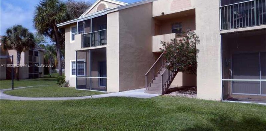 Кондоминиум с 1 спальней в Дирфилд-Бич, Флорида № 1955294