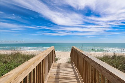 Condominio en alquiler en Hutchinson Island South, Florida, 3 dormitorios, 162.3 m2 № 1865284 - foto 25