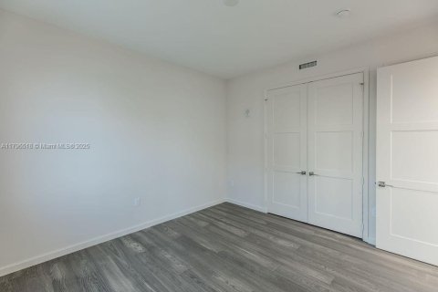 Condominio en alquiler en Hutchinson Island South, Florida, 3 dormitorios, 162.3 m2 № 1865284 - foto 15