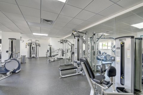 Condo in West Palm Beach, Florida, 3 bedrooms  № 2241933 - photo 17