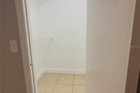 Appartement à louer à Orlando, Floride: 2 chambres, 86.77 m2 № 2408992 - photo 7