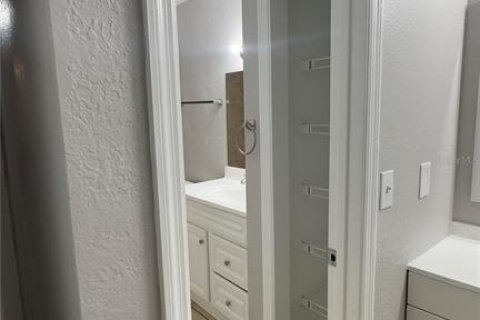 Appartement à louer à Orlando, Floride: 2 chambres, 86.77 m2 № 2408992 - photo 9