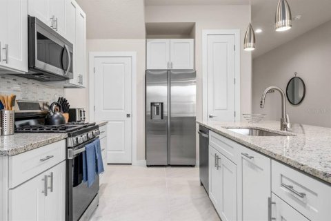 Touwnhouse à louer à Kissimmee, Floride: 3 chambres, 142.14 m2 № 2096600 - photo 12