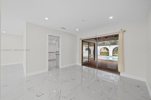 House in Coral Springs, Florida 4 bedrooms, 189.43 sq.m. № 2061246 - photo 29