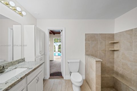 House in Coral Springs, Florida 4 bedrooms, 189.43 sq.m. № 2061246 - photo 19