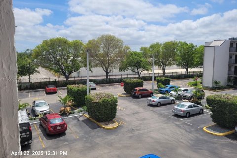 Condominio en venta en Miami, Florida, 2 dormitorios, 105.44 m2 № 1937953 - foto 8