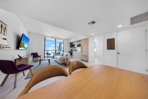 Купить кондоминиум в Майами, Флорида 2 спальни, 84.26м2, № 1949463 - фото 15