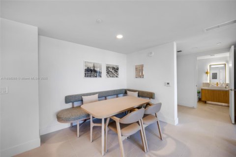 Купить кондоминиум в Майами, Флорида 2 спальни, 84.26м2, № 1949463 - фото 6