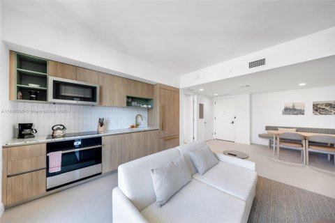Купить кондоминиум в Майами, Флорида 2 спальни, 84.26м2, № 1949463 - фото 11
