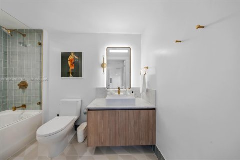 Купить кондоминиум в Майами, Флорида 2 спальни, 84.26м2, № 1949463 - фото 17