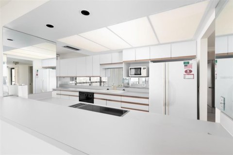 Купить кондоминиум в Сент-Пит-Бич, Флорида 5 комнат, 132.85м2, № 1630142 - фото 17