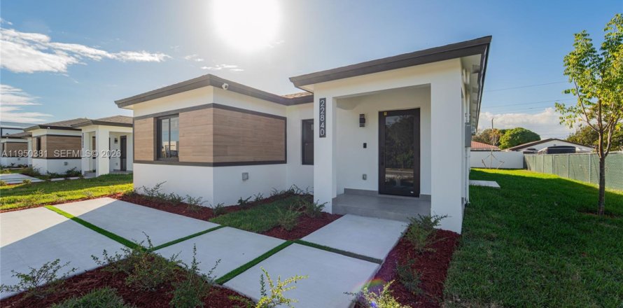 Дом в Майами, Флорида 4 спальни, 138.89м2 № 2005673