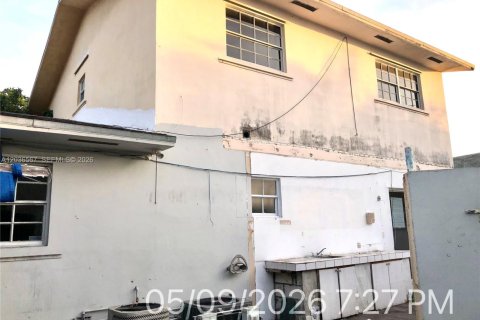 Immobilier commercial à vendre à Hialeah, Floride: 400.59 m2 № 2084510 - photo 14