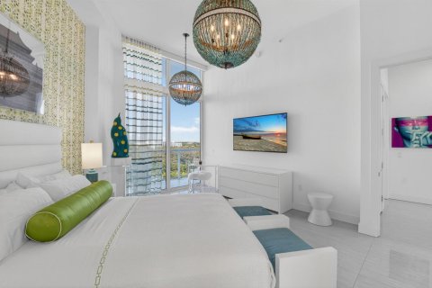 Condominio en venta en Boca Raton, Florida, 3 dormitorios, 244.8 m2 № 2089619 - foto 21