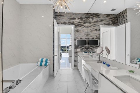 Condominio en venta en Boca Raton, Florida, 3 dormitorios, 244.8 m2 № 2089619 - foto 18