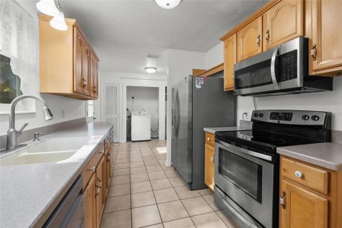 Casa en alquiler en Gainesville, Florida, 3 dormitorios, 115.66 m2 № 2231365 - foto 7