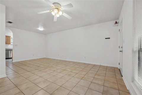 Casa en alquiler en Gainesville, Florida, 3 dormitorios, 115.66 m2 № 2231365 - foto 5
