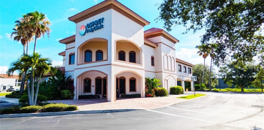 Immobilier commercial à Osprey, Floride 812.34 m2 № 2384001