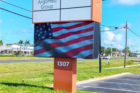 Immobilier commercial à louer à Osprey, Floride: 812.34 m2 № 2384001 - photo 9